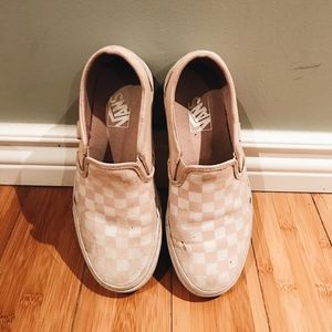 (WILL CLEAN) Pink Checkered Vans